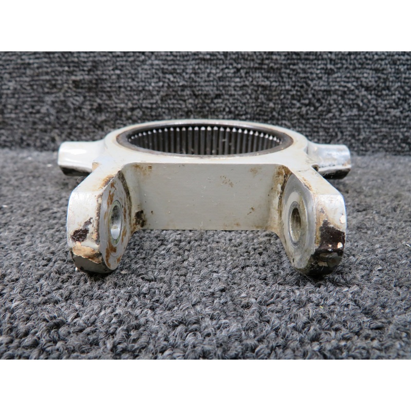 0543011 Cessna 172 Nose Gear Steering Collar Assembly with Bearing (Worn)