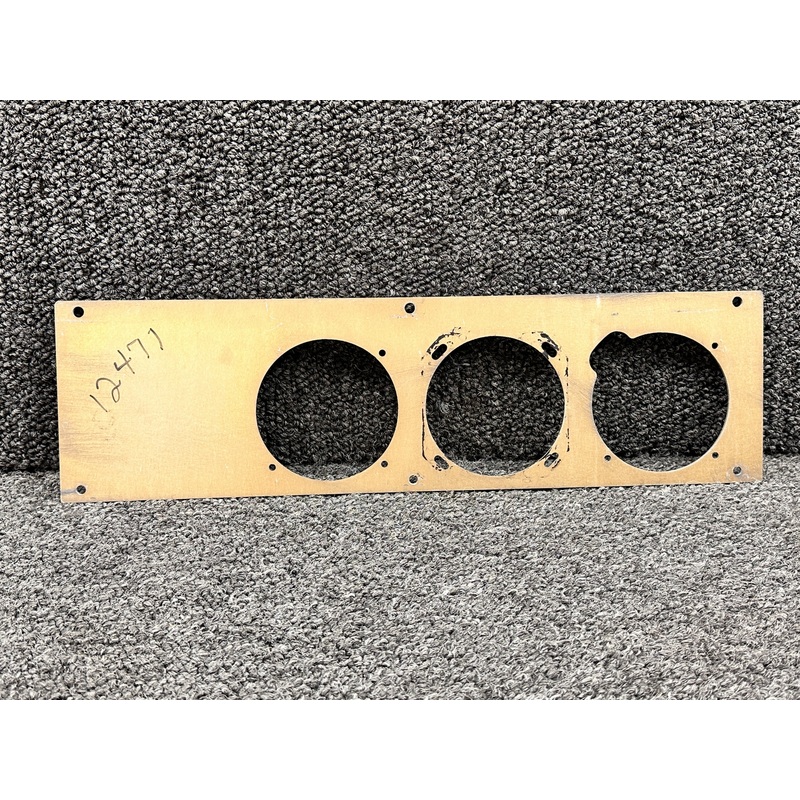 0513583-33 Cessna 172S Auto Pilot Center Panel