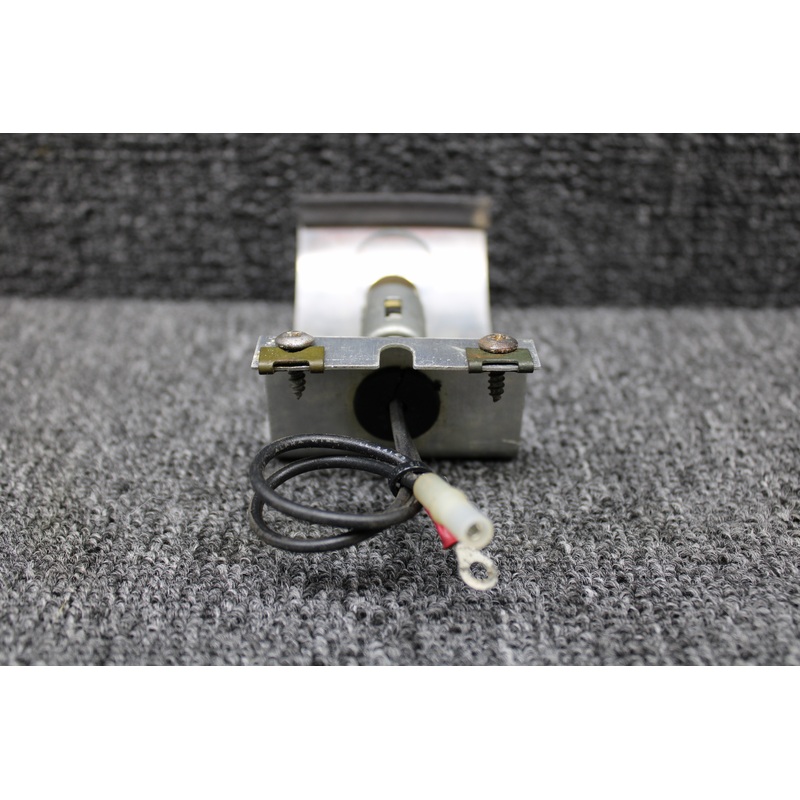 0700616-1 Cessna 210L Courtesy Light Assembly (Plug Style Connector) (No Cover)