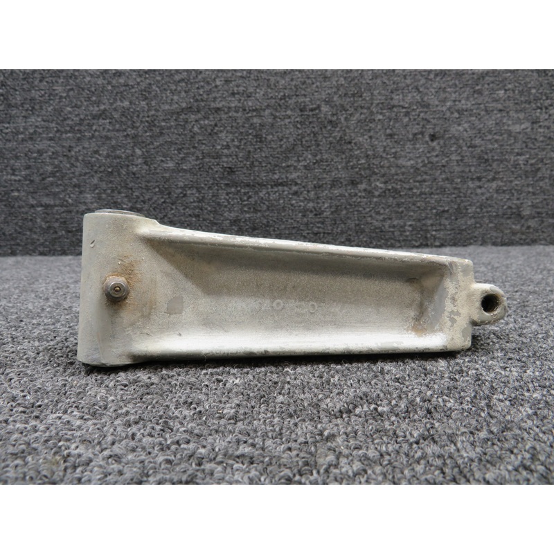 0442506-1 Cessna 150 Nose Gear Upper Torque Link Assembly (Worn Paint)