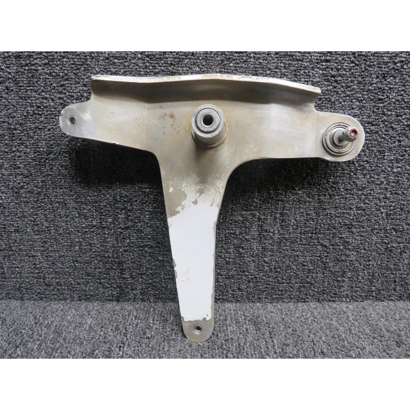 0320107-1 Cessna 195B Aileron Bellcrank Assembly LH
