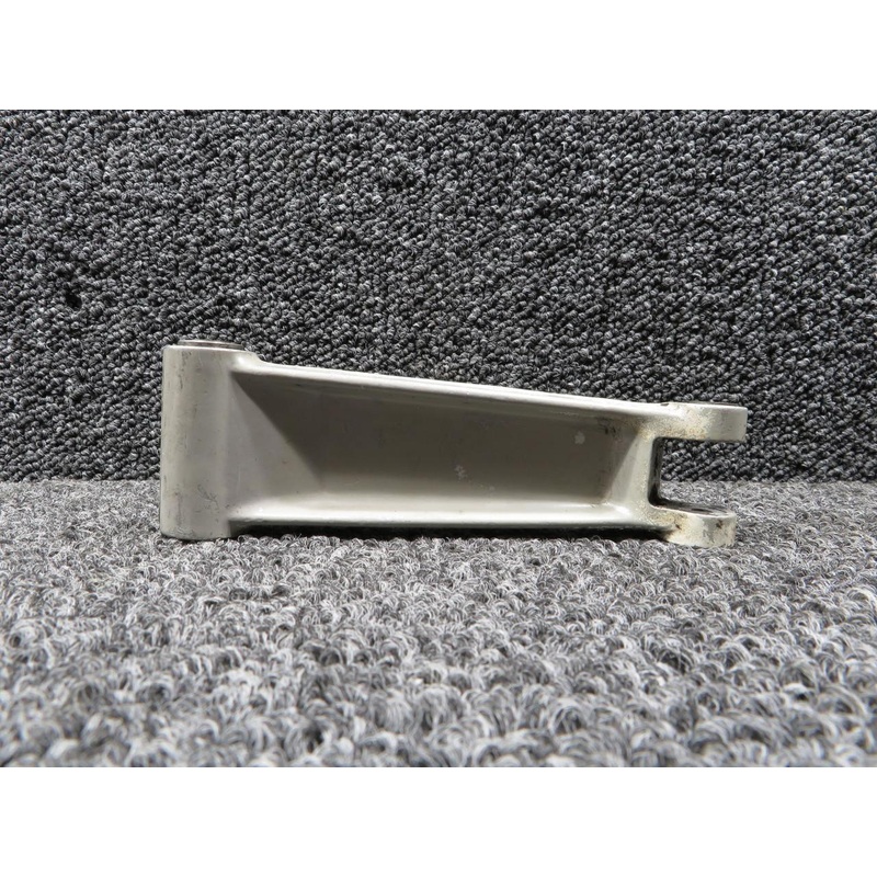 00442506-2 (Cast: 0442505-2) Cessna Nose Gear Lower Torque Link