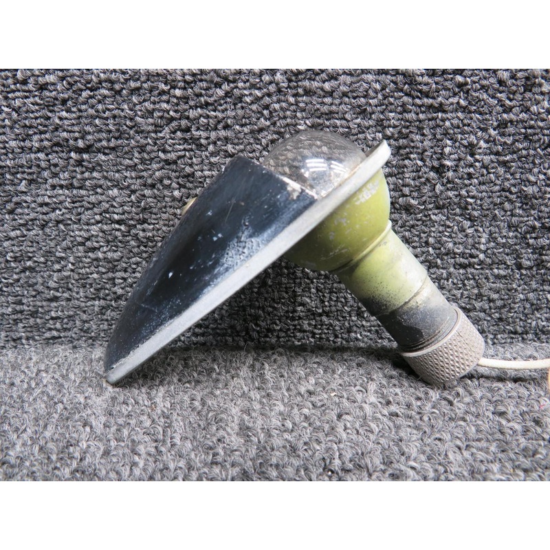 0423006-1 Cessna 195B Wing Position Light Assembly RH (No Lens)