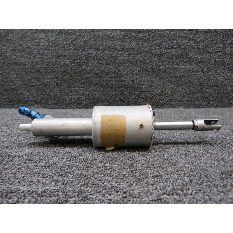 0541138-3 (Use: 0541138-16) Cessna 177 Master Brake Cylinder Assembly