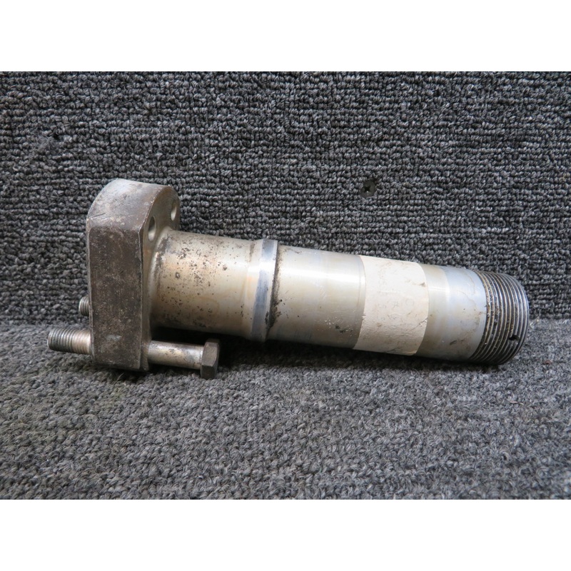 0541124-1 Cessna 182Q Main Landing Gear Axle (Worn)