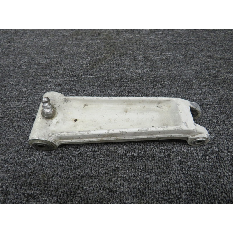 0442506-2 (Cast: 0442505-2B) Cessna 152 Nose Gear Lower Torque Link (Worn)