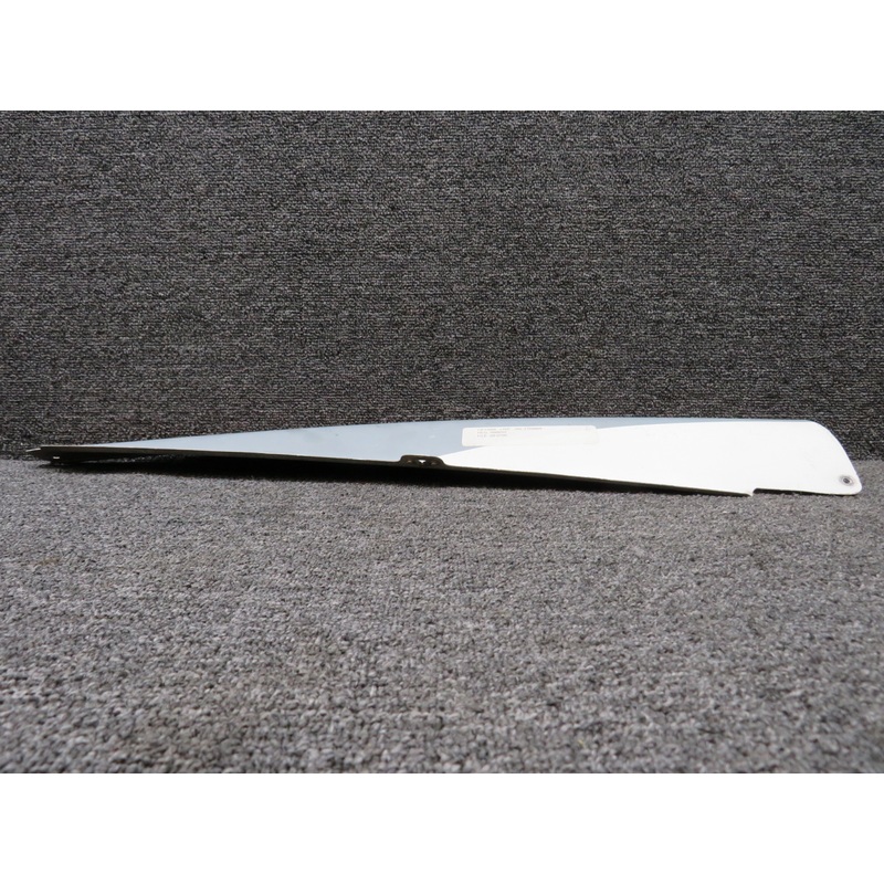 0530010-5 Cessna 172P Stabilizer Fairing Assembly LH (Striped) (Worn)