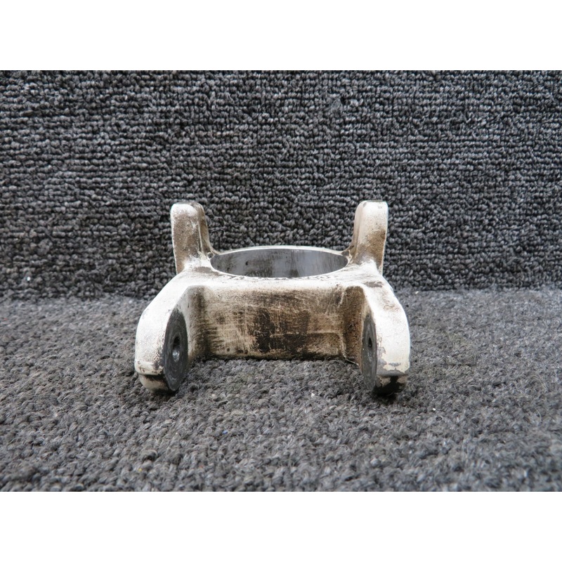 0543007-497 Cessna 152 Nose Gear Torque Link Fitting Lower (Worn)