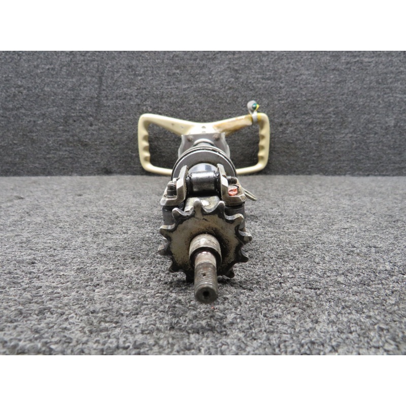 0513166-3 Cessna 210D Control Wheel with Tube and Bearing Assembly