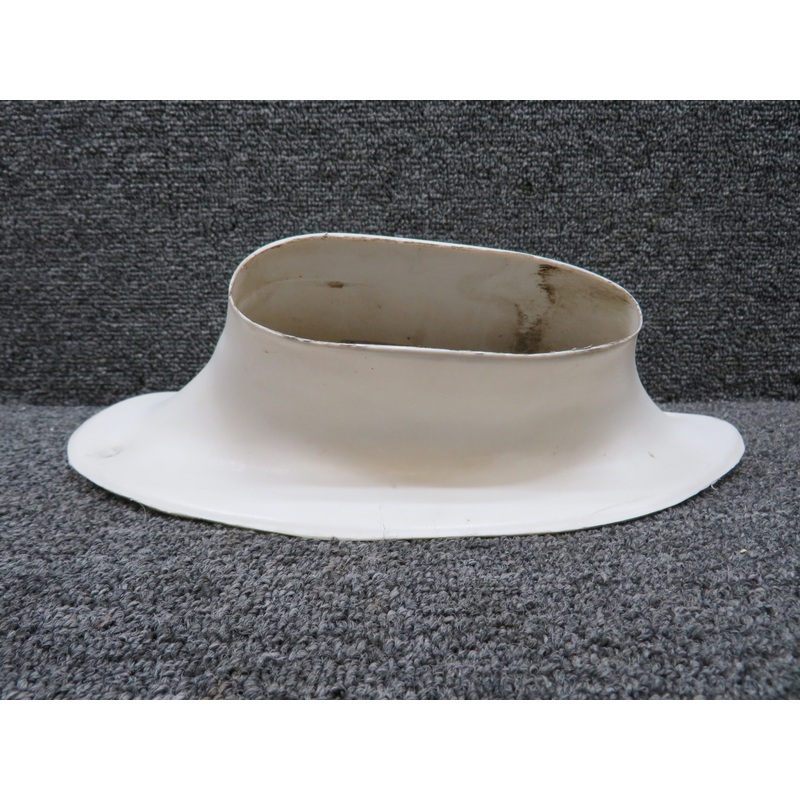 0522150-2 (Use: 0522150-2-D70) Cessna 172S Lower Strut Fairing RH (Dented)