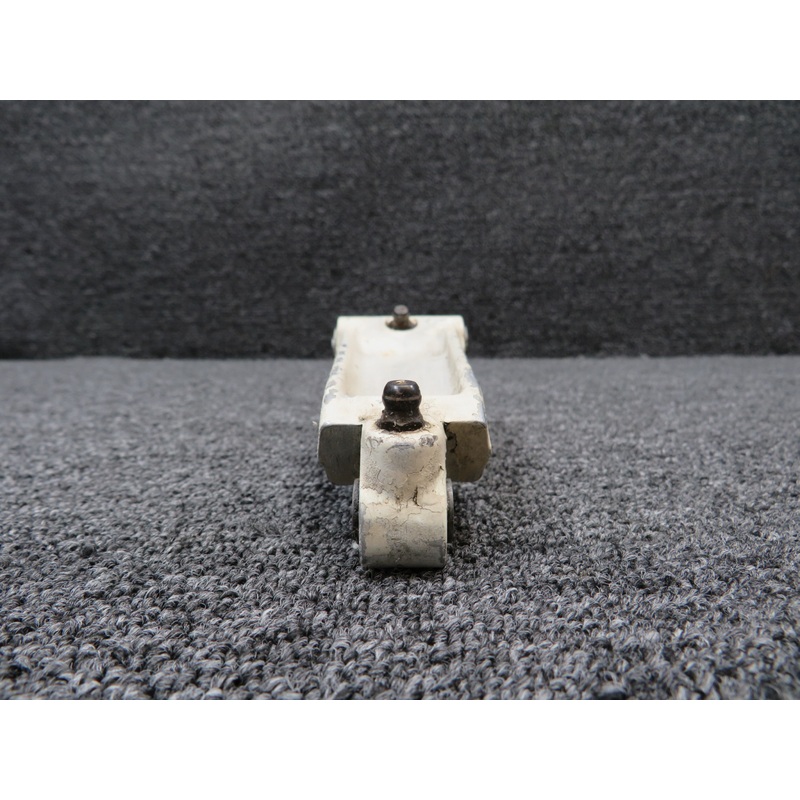 0442506-1 (Cast: 0442505-1A) Cessna Nose Gear Upper Torque Link (Worn)