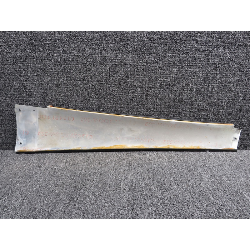0330008-1 Cessna 195B Horizontal Fairing Assy RH