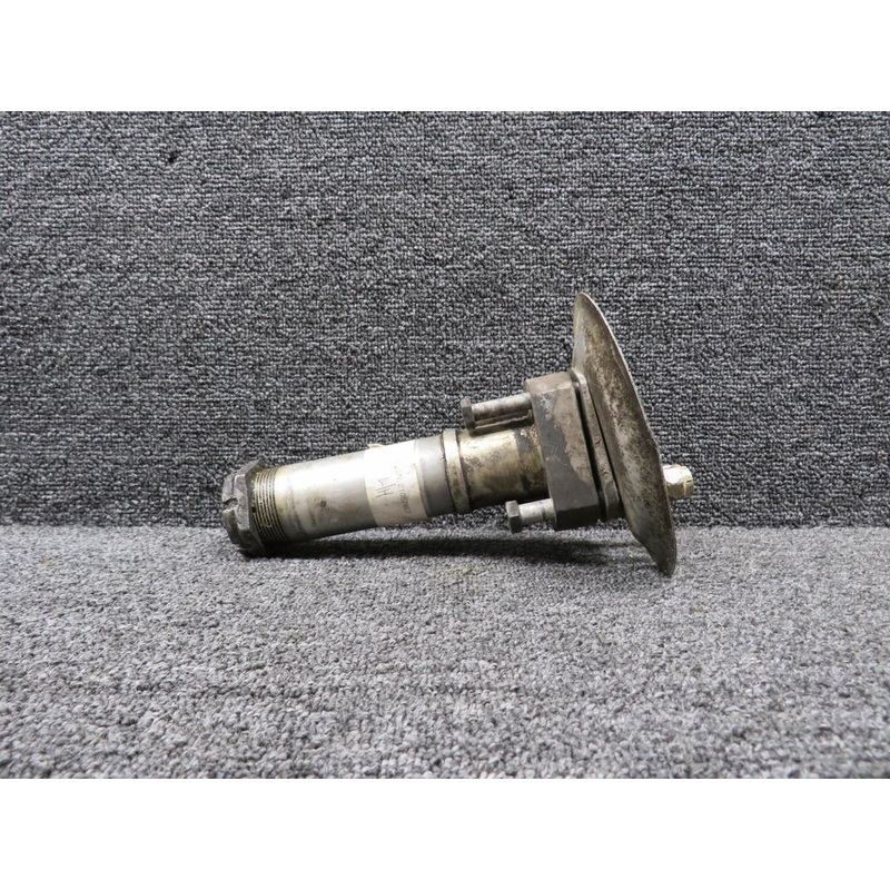 0541124-1 Cessna 210A Main Landing Gear Axle Assembly with Cover LH