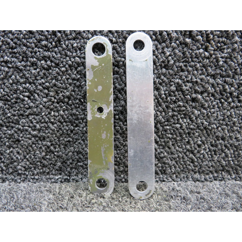 S2300-15, S2300-16 Cessna T303 Flap Actuator Arm Set (Set of 2)