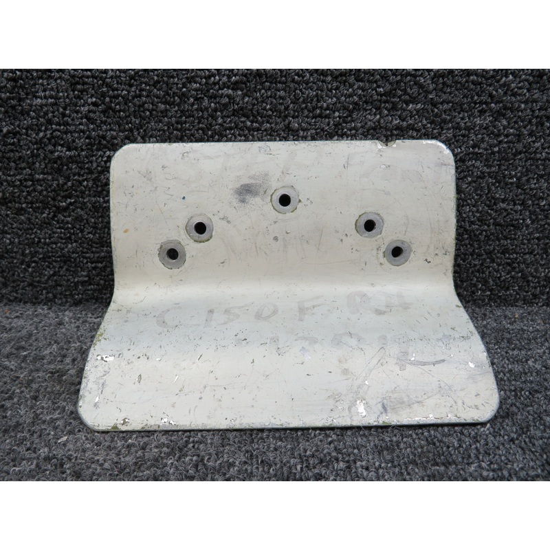 0413399-2 Cessna 150F Refueling Step RH (Chipped and Worn)