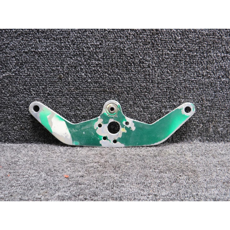 0432166-3 Cessna Elevator Bellcrank Assembly