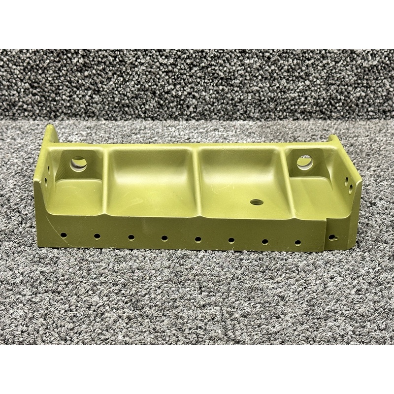 0541121-2 Cessna 175B Main Gear Support Outboard RH (Zinc)