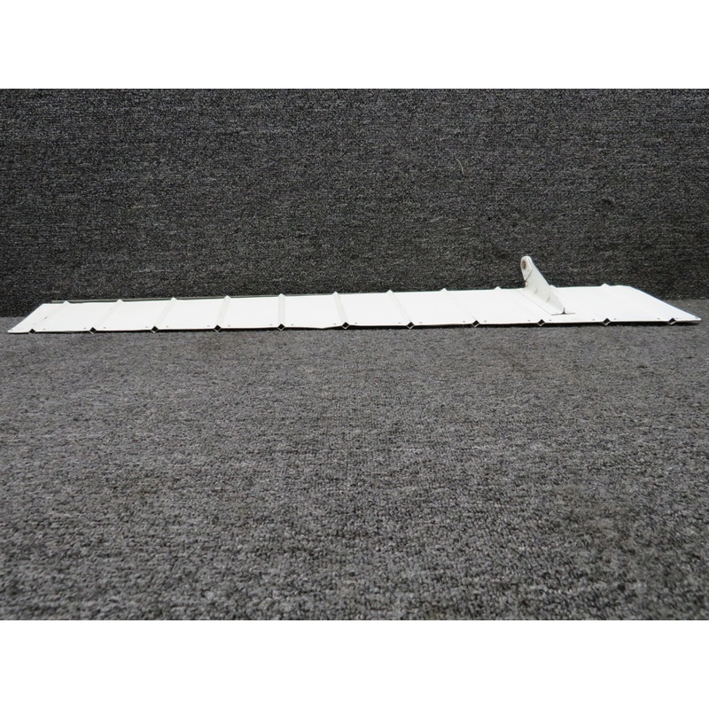 0532001-101 Cessna 172 Elevator Trim Tab Assembly RH (Worn Paint)