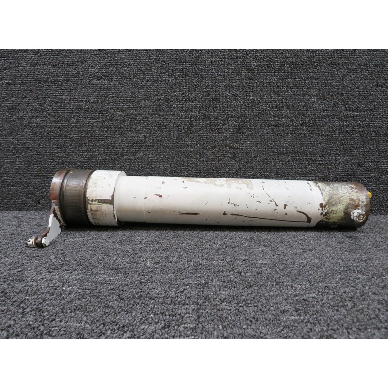 0543008-2 Cessna 172 Nose Gear Shock Strut Tube (Chipped Paint)