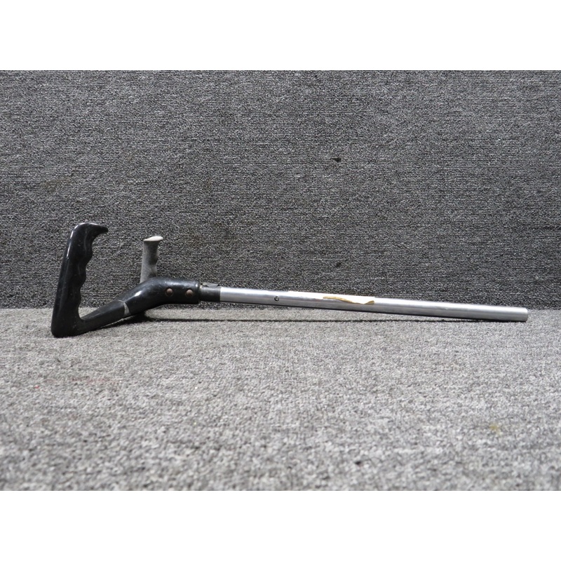 0513240-16 Cessna 150H Control Wheel Assembly (Worn)
