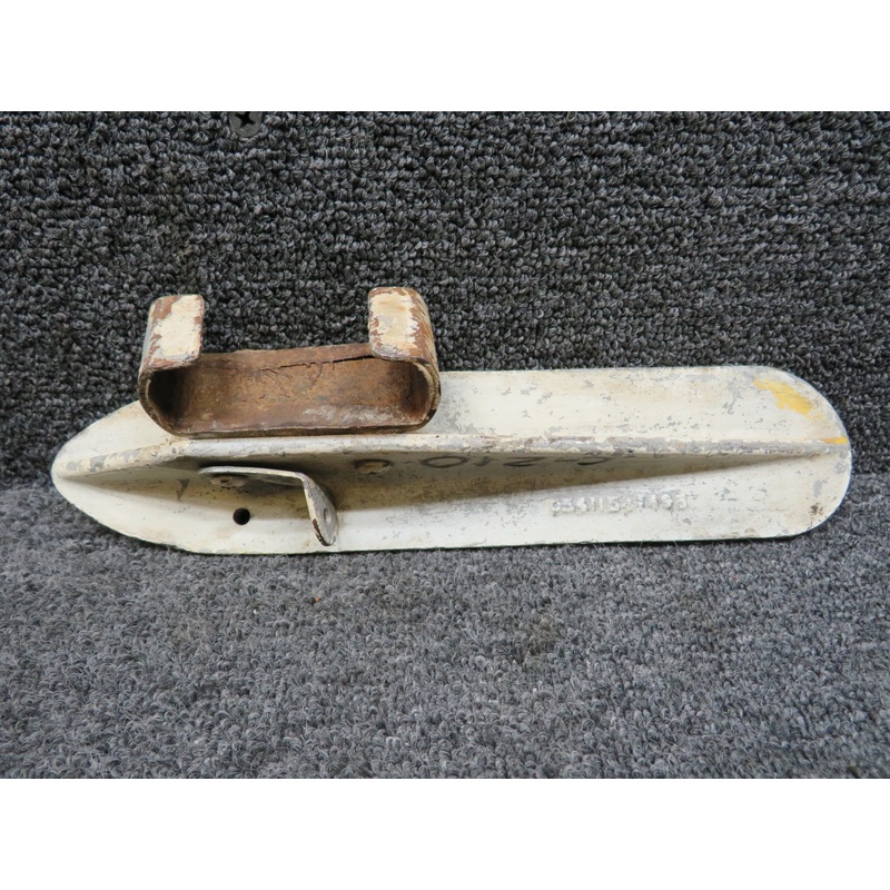 0541154-1 (Cast: 0541154-495) Cessna Main Gear Step LH or RH (Small Bracket)