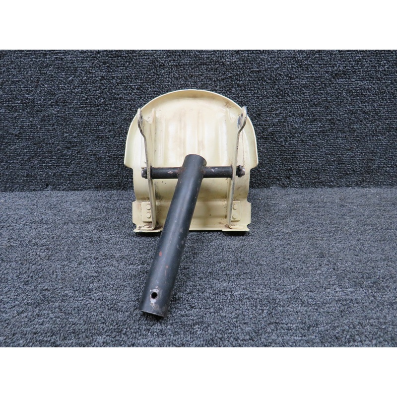0310453, 0411307 Cessna 172 Brake and Rudder Pedal with Arm LH (Worn Paint)