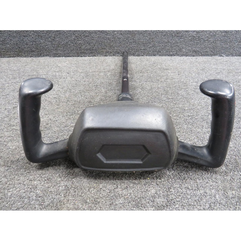 0513261-16 Cessna 152 Control Wheel Assembly (Not Drilled)