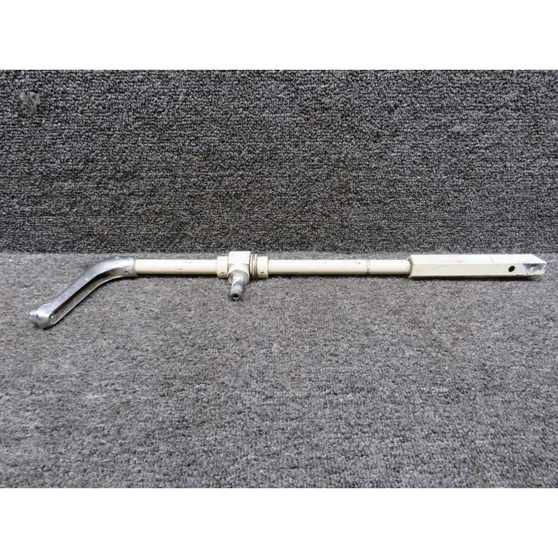 0514027-21, 0514121-1 Cessna 210M Vertical Seat Jack Screw & Handle (Minus Knob)