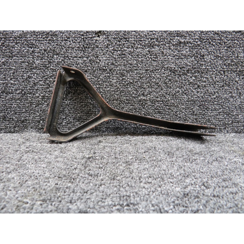 0411564-3 Cessna 172D Rudder Pedal Arm