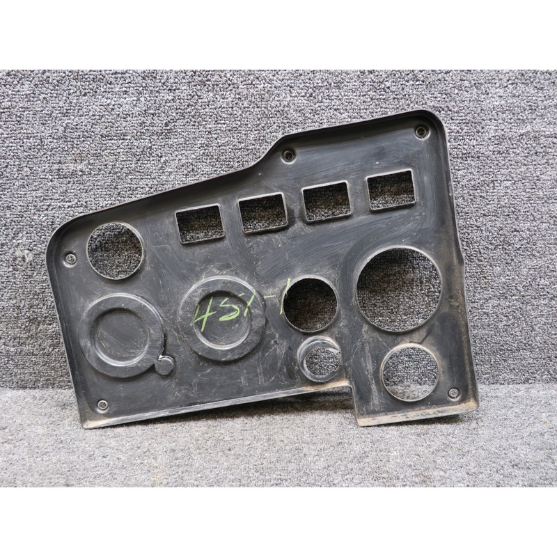 0413451-1 Cessna 150H Upper Instrument Panel Cover RH