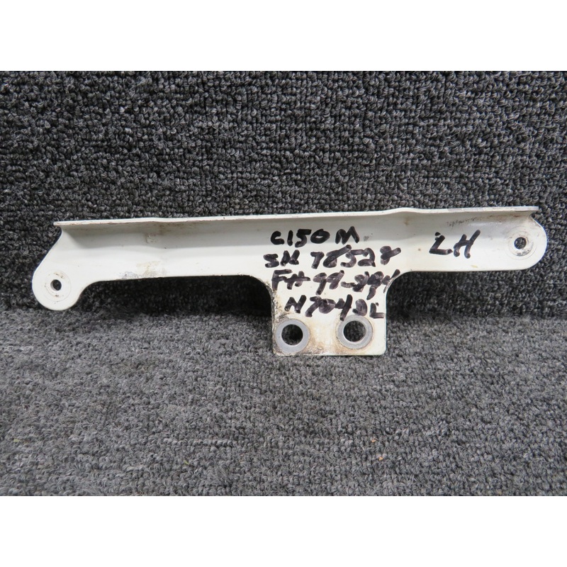 0441226-1 Cessna 150M Wheel Fairing Stiffener LH