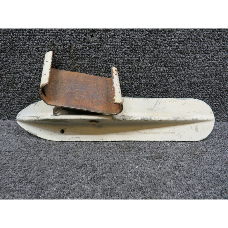 0541154-1 (Cast: 0541154-495) Cessna Main Gear Step LH or RH (Warped)