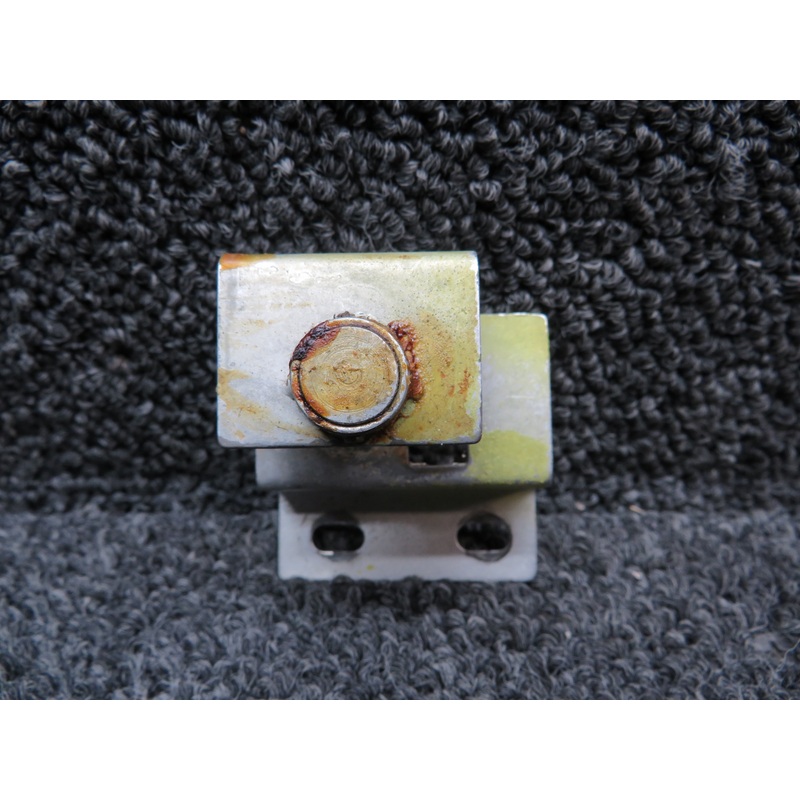 0511262-1 Cessna 172G Rotary Door Clutch Assembly LH