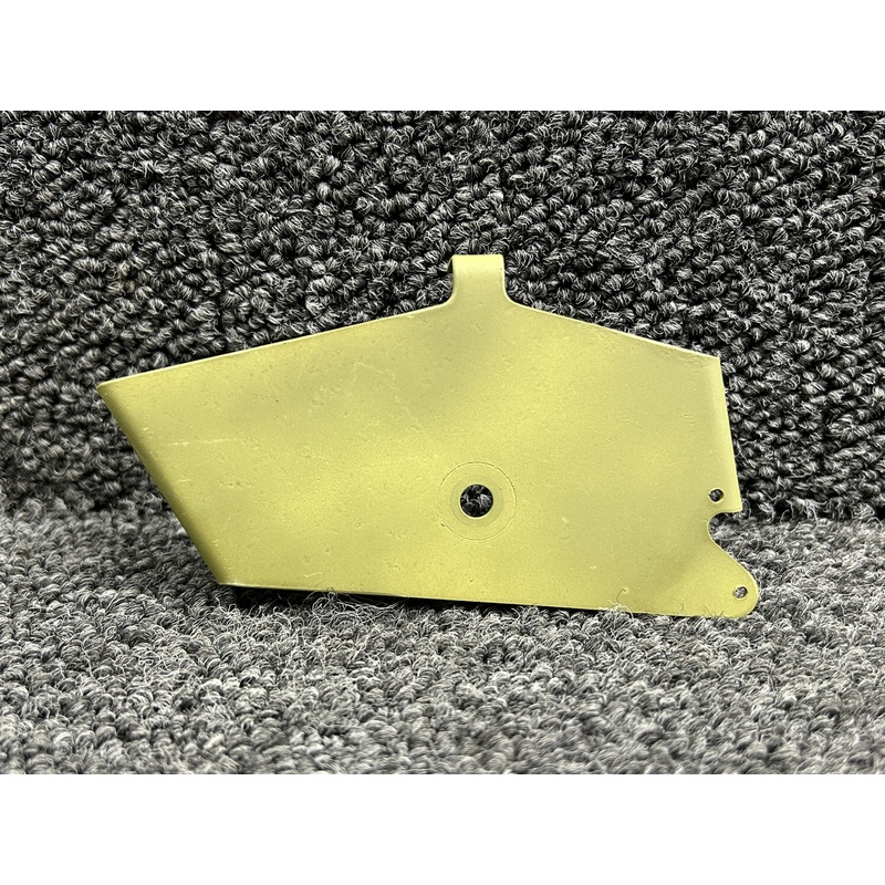 0512139-2 Cessna 172K Upper Aileron Pulley Bracket RH (Zinc)