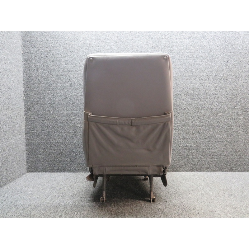 0700630-12 Cessna 172G Vertically Adjustable Seat Assembly RH (Rails: 11)