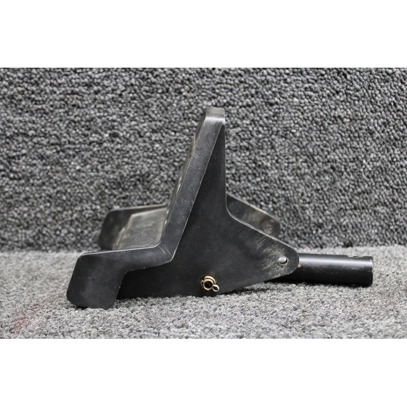 0413578-1, 0411307-0 Cessna 172R Rudder Pedal Assembly LH or RH with Bar