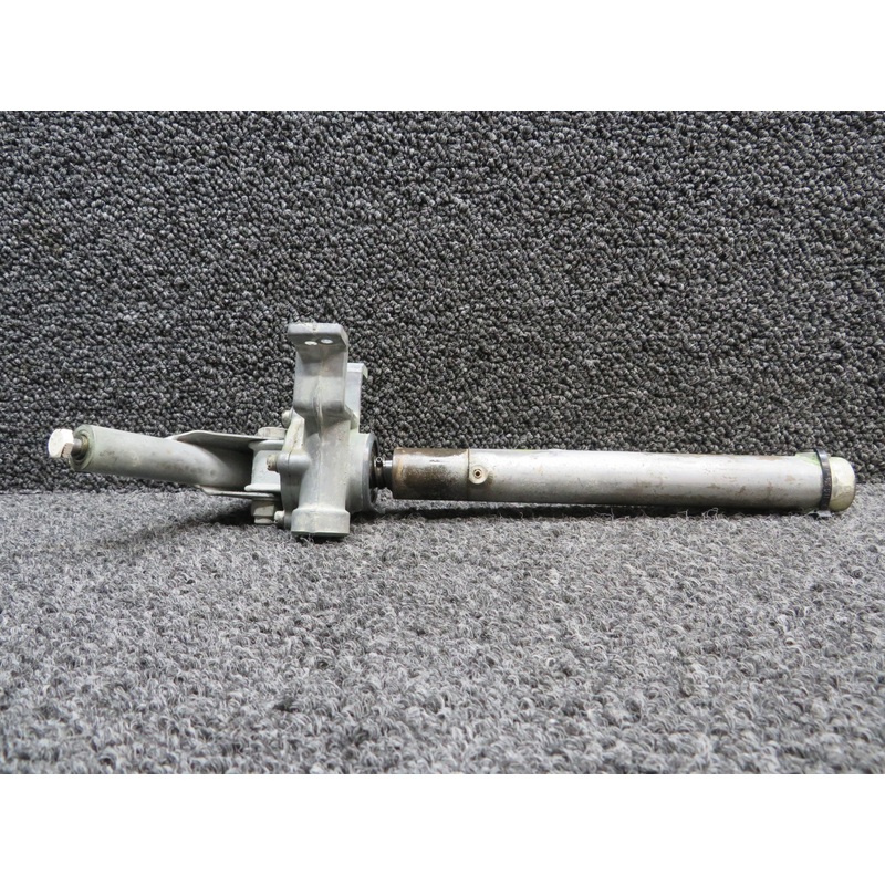 SK150-41 (Alt: C301002-0301) Cessna 172G Flap Actuator Assembly