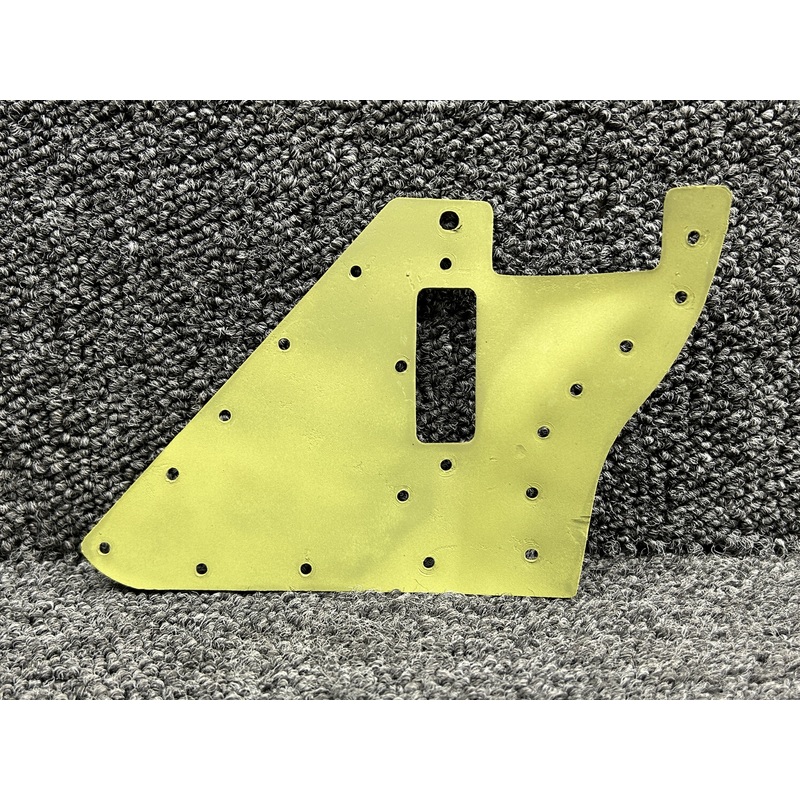 0512146-1 (Use: 0511040-2) Cessna 172K Upper Aft Doorpost Stiffener RH (Zinc)
