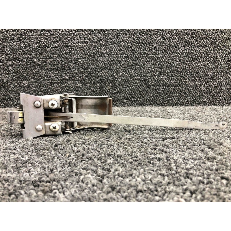 0511112-17 Cessna 175 Cabin Door Latch Assembly LH