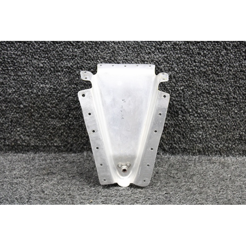 0511312-1 Cessna 172 Seat Attachment Bracket Aft