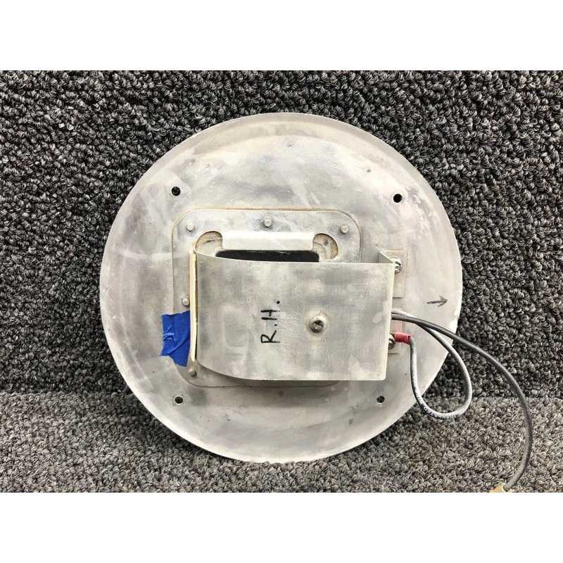 0521101-2, 0700616-1 Cessna R172K Courtesy Light Assembly LH or RH W/ Shield