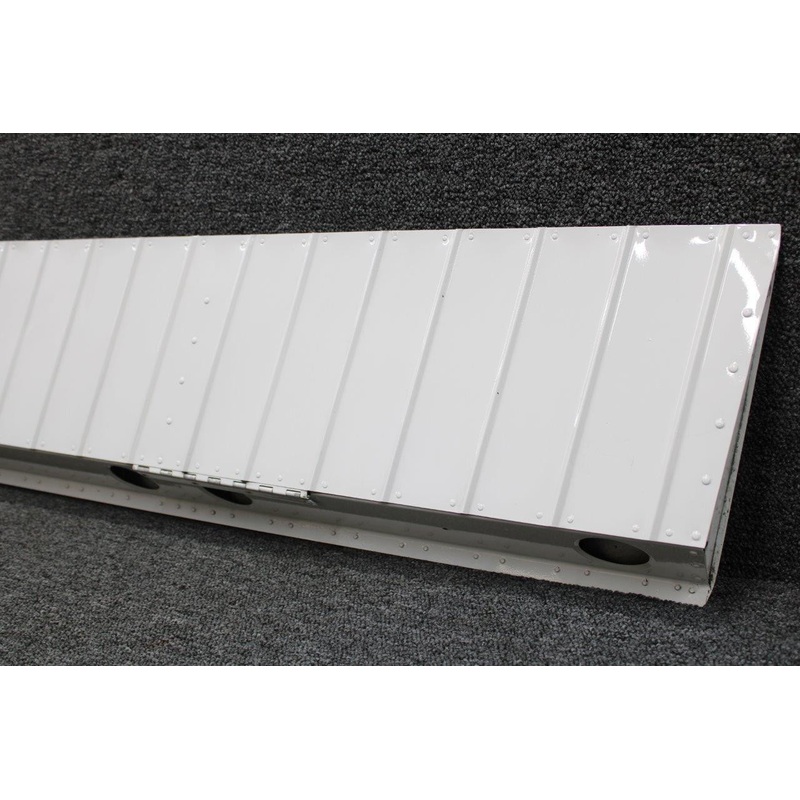 0523800-24 Cessna 182P Aileron Assembly RH