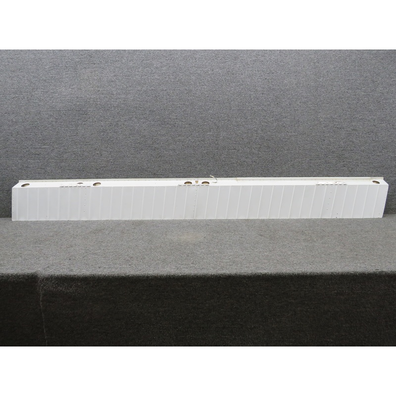 0523800-24 Cessna 182R Aileron Assembly RH