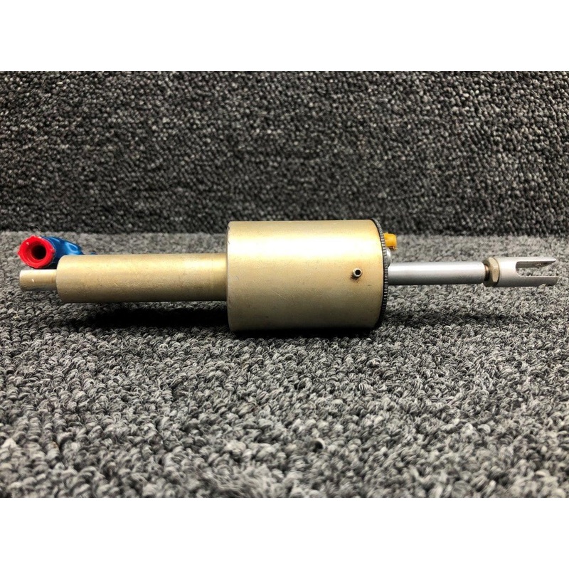 0541138-3 (USE: 0541138-16) Cessna 177B Master Brake Cylinder Assembly