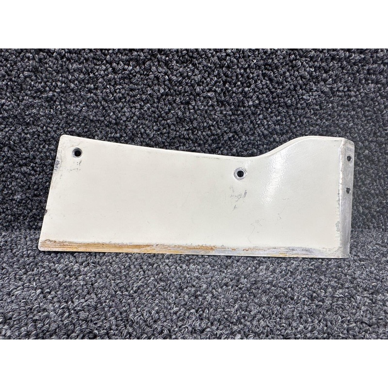 0520008-1 Cessna 210 Wing Fairing Aft RH