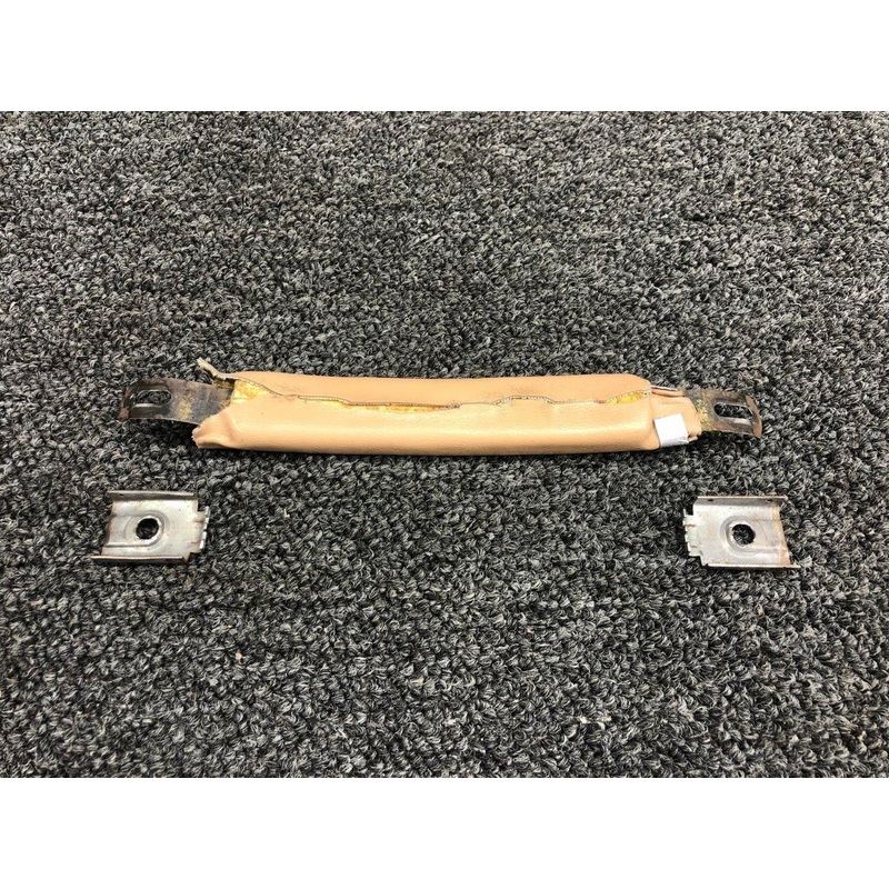 S1362-25-1 Cessna 172N Cabin Door Assist Handle RH