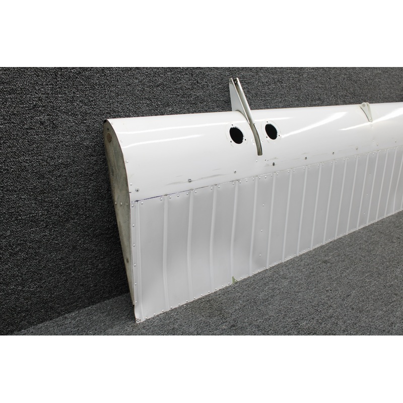 0523901-16 (Use: 0523901-34) Cessna 210B Flap Assy RH