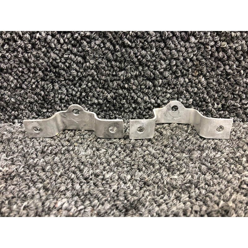0411549, 0411550 Cessna 182M Master Brake Cylinder Bracket Set