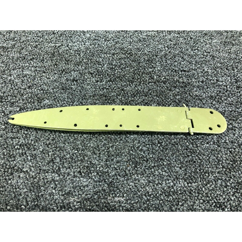0511280-2 / 0511237-2 Cessna 172 Cabin Door Hinge Upper RH (Zinc)