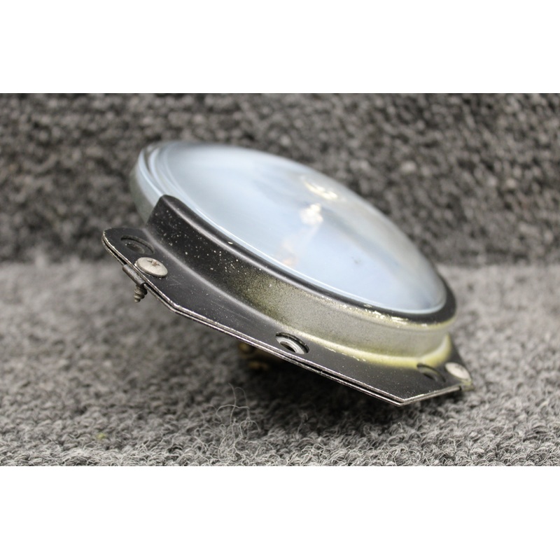 0523118-1, 0423542-6 Cessna 210B Landing Light Assembly with Bracket